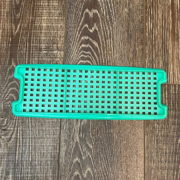 Vintage Tupperware Jadeite Green Celery/Vegetable Keeper - Picture 14 of 16